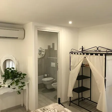 Veronetta Suites Konukevi