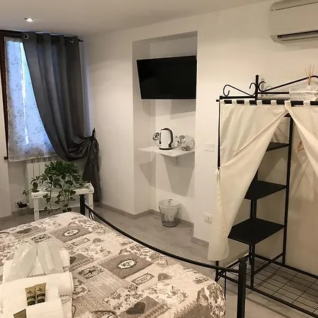 Veronetta Suites * Werona