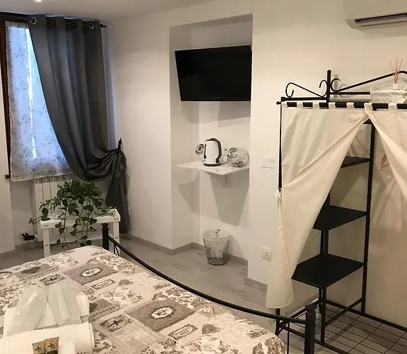 Veronetta Suites * Verona